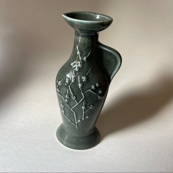 Vintage James b beam green 10” ceramic vase or jug - Picture 12 of 16